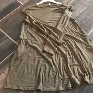 Frees dress-never worn..